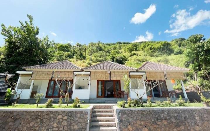 Okaoki Homestay Amed  Ngoại thất bức ảnh